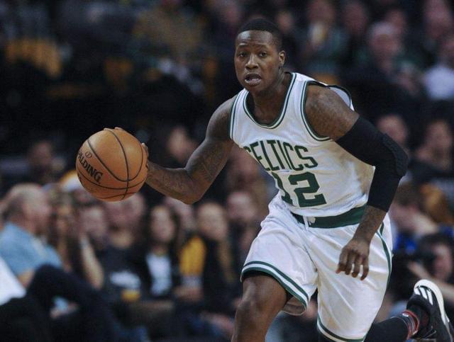 在赛季初期 在赛季初期