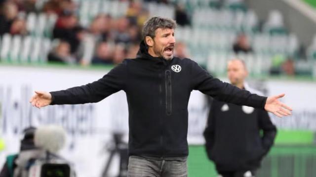 位球员在资 位球员在资