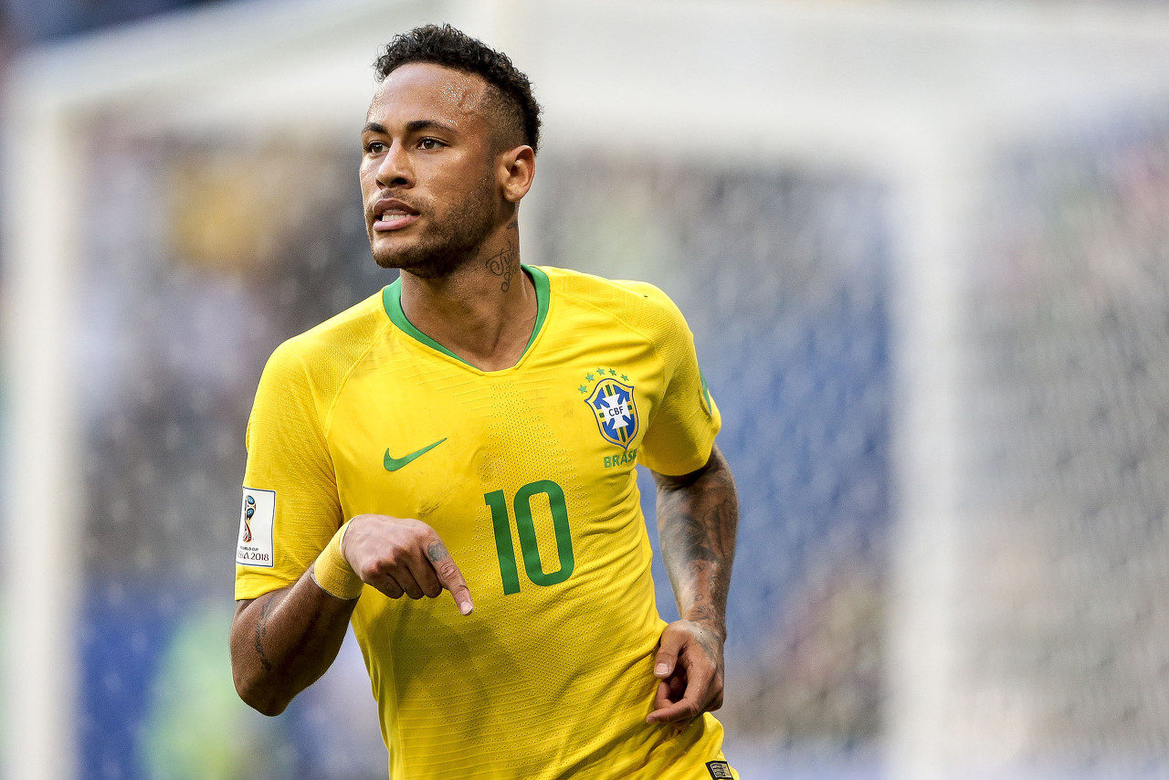 萨曾经的两 萨曾经的两